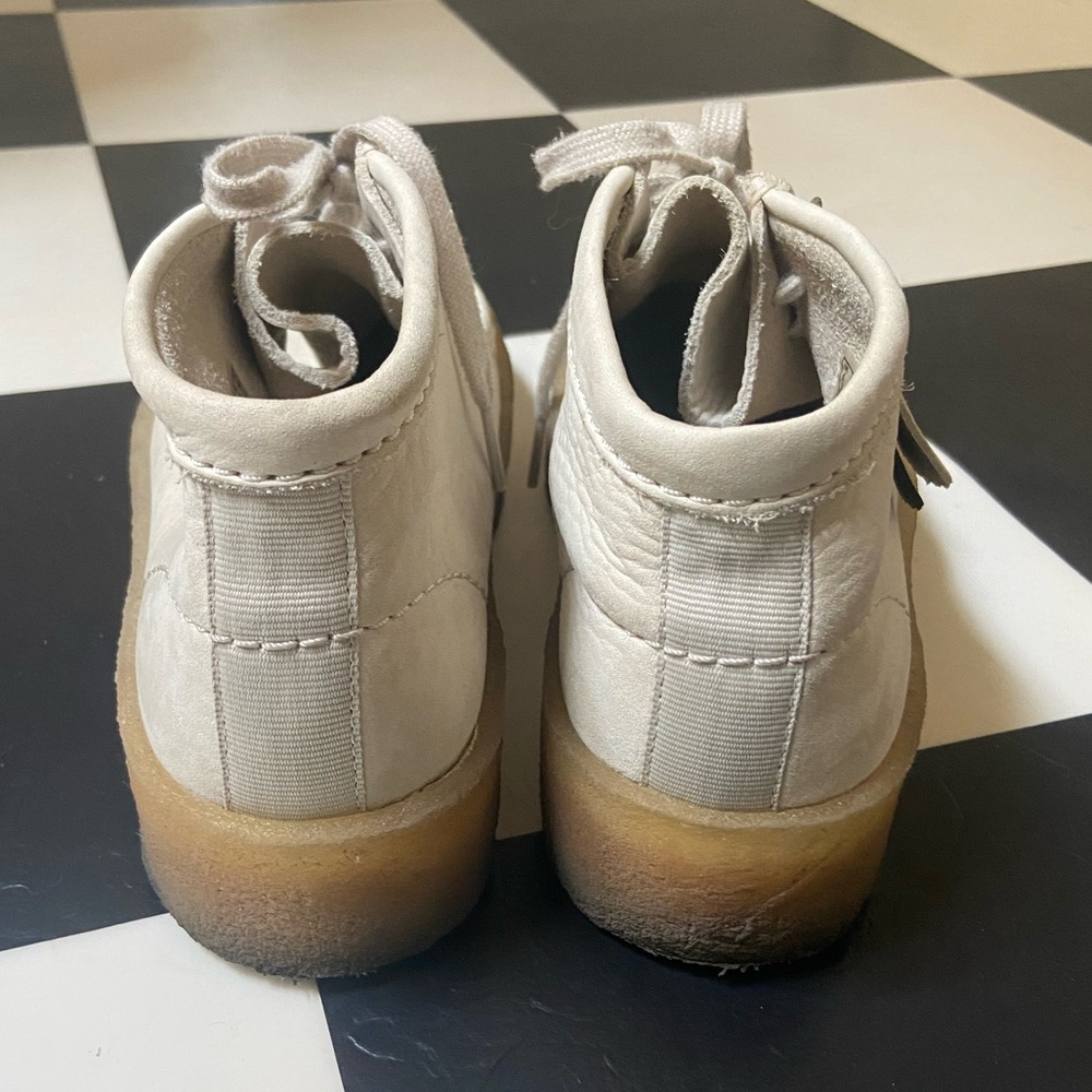 Clarks Wallabee Cup Boot - Picture 8 of 9